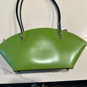 Beijo Vibrant Green Over the Moon Handbag w/matching ID Wallet